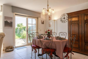 Huswell - Nice holiday home in a quiet area in De Haan